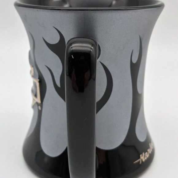 Harley Davidson Black & Silver Flame
Coffee Tea Mug Cup - Official Licensed - Picture 4 of 9